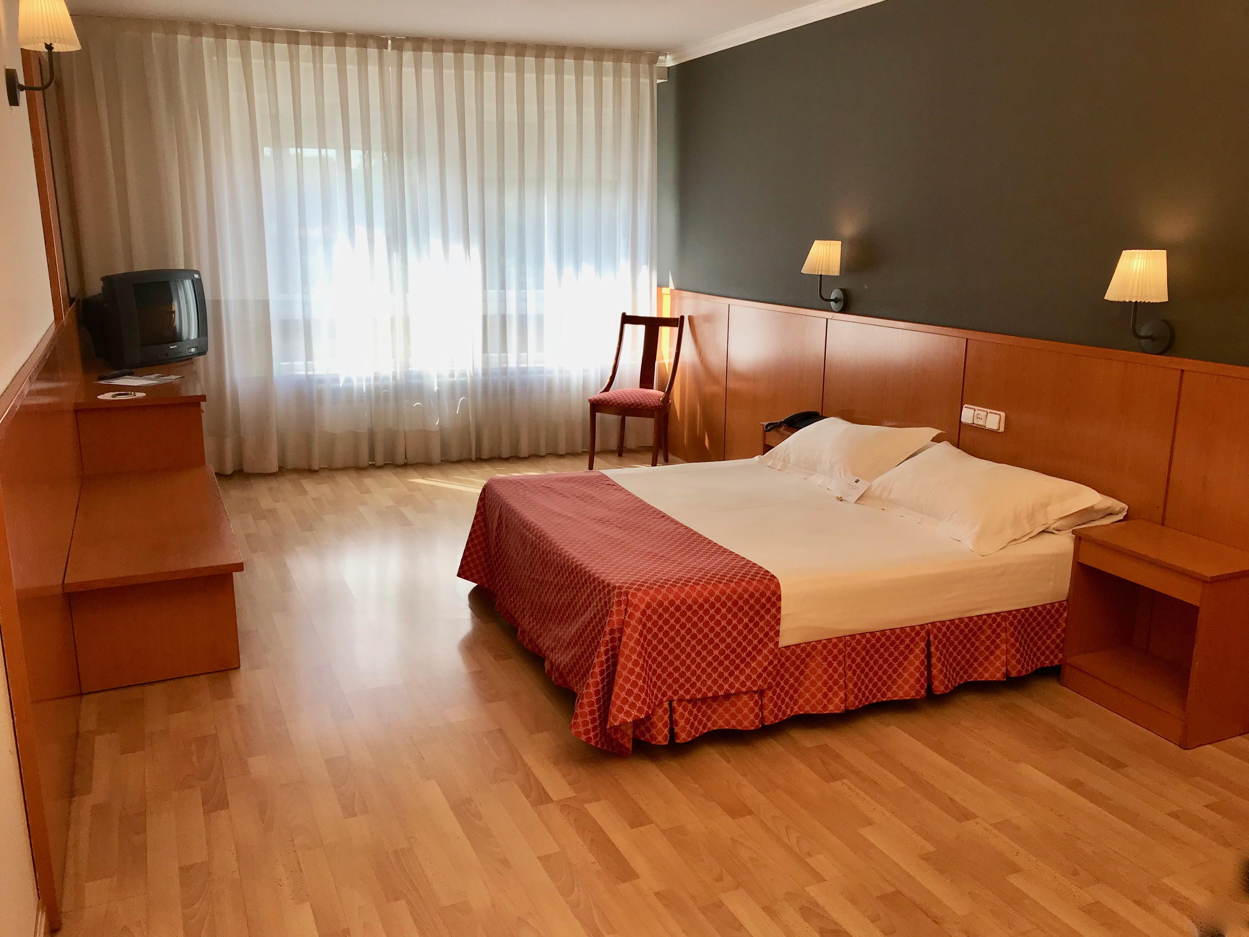 Ap Hotel Madrid Airport Exteriör bild