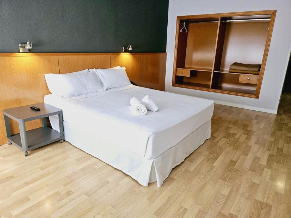 Ap Hotel Madrid Airport Rum bild